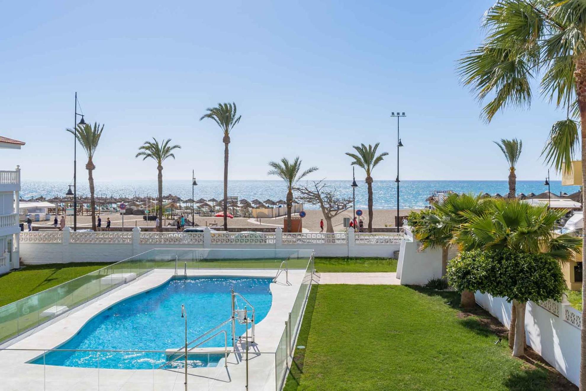Playamar Primera Linea De Playa Urb. La Farola Appartement *